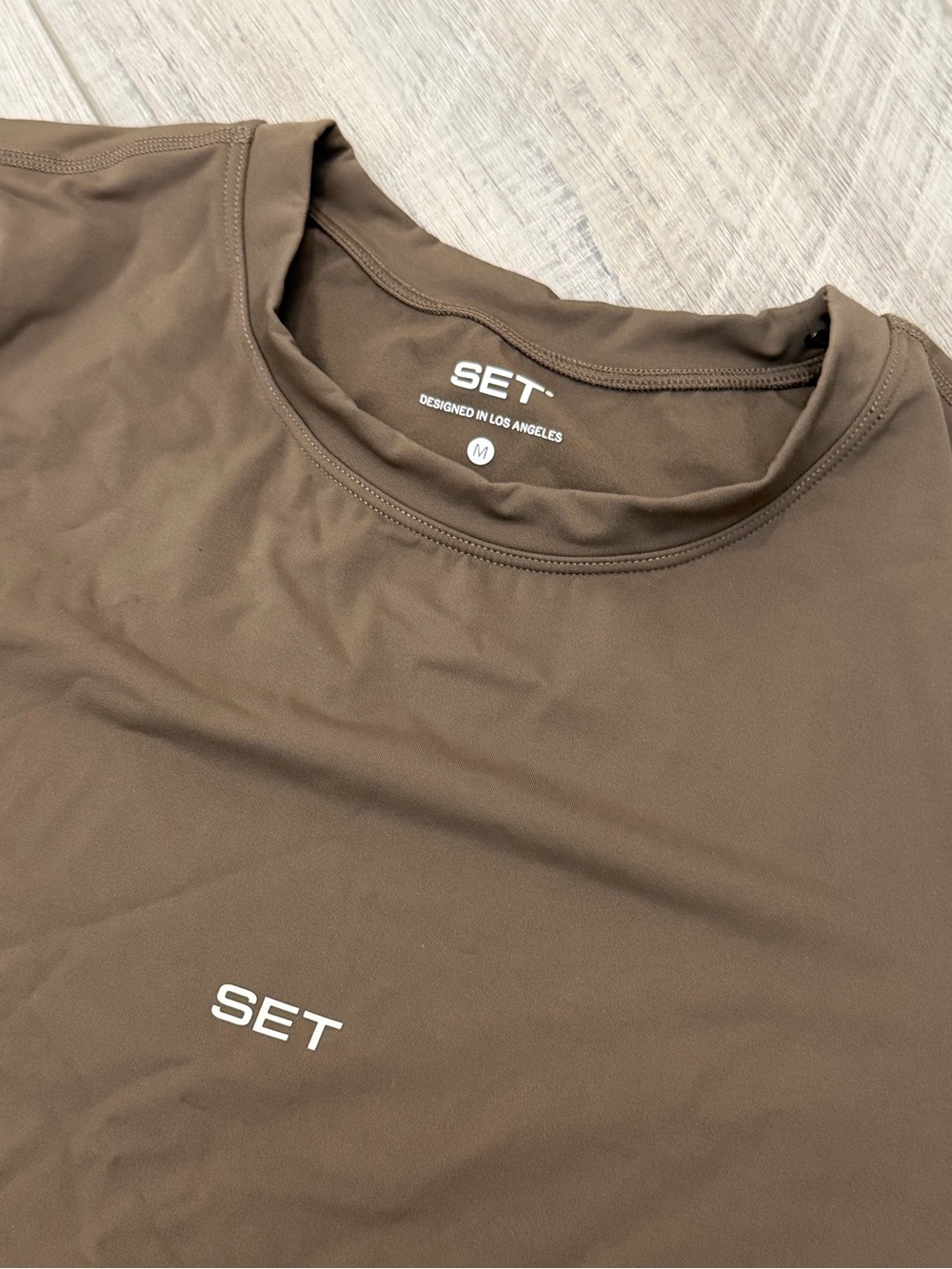 Set Active Breathe 1.0 Tee Grain Olive Green Medium New Gym Athletic Wear - Picture 6 of 10
